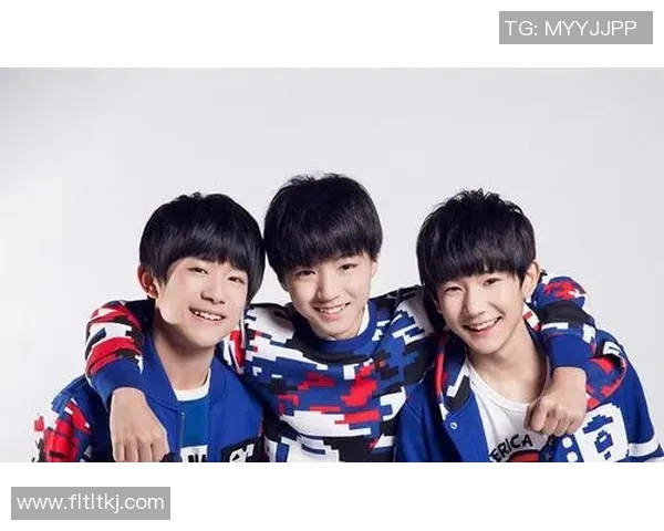 足球巨星脚步的轨迹解析:从青涩少年到世界巅峰的成长之路